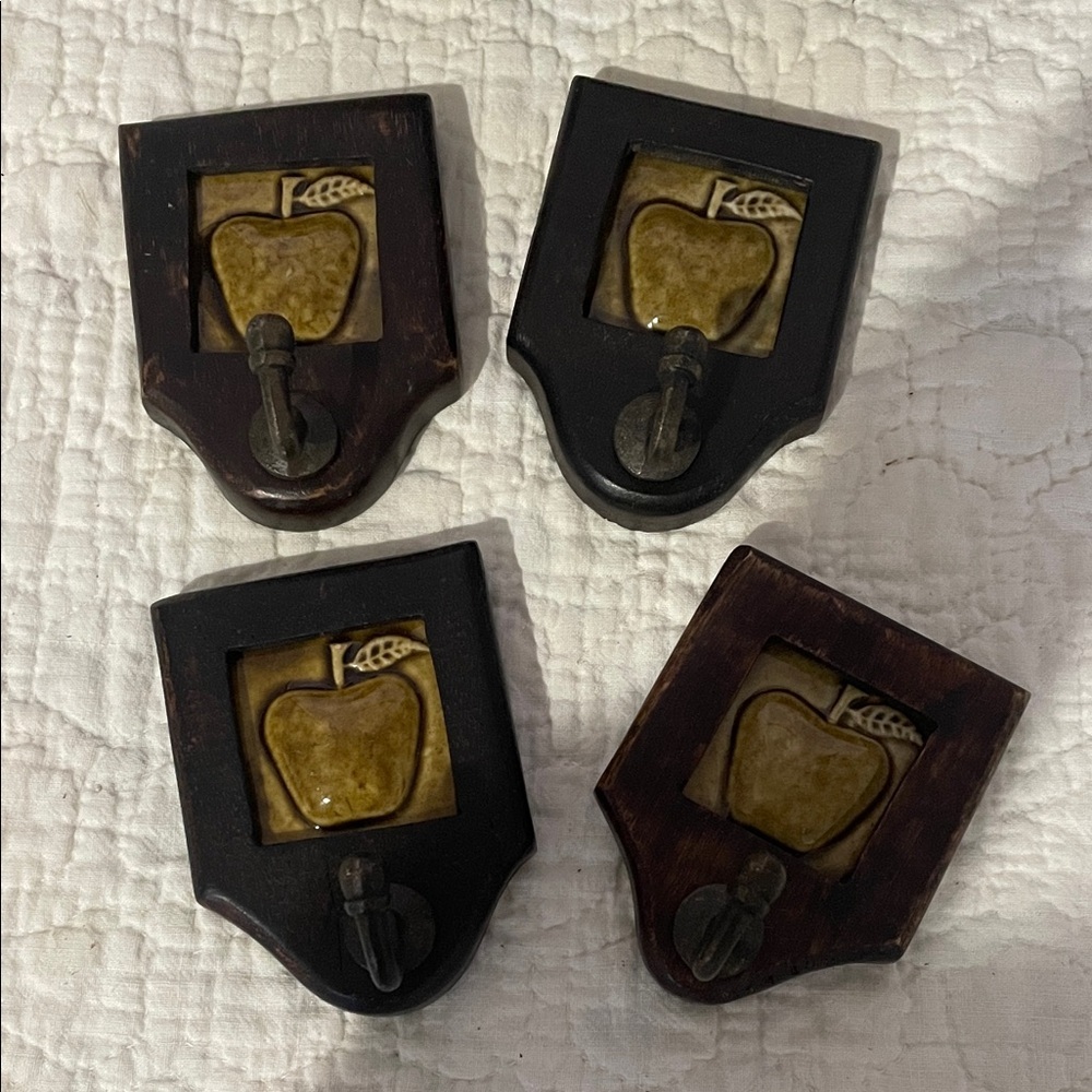 Set of 4 Apple wood Wall Hooks
